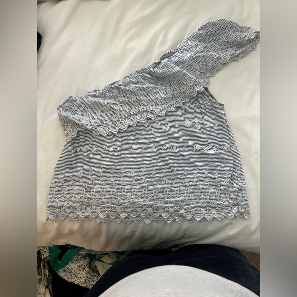 American Eagle One Sleeve Top